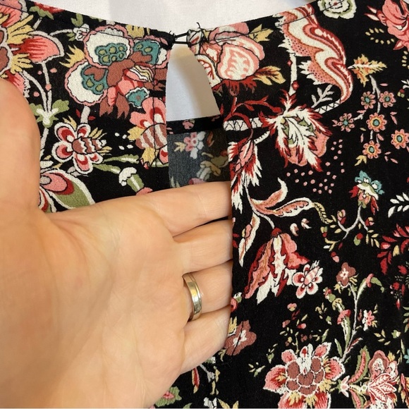 H&M Women’s Black Pink Floral Mini Dress 3/4 Flare Sleeve Size 10 - Picture 13 of 13